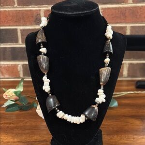 Japan Elegant Black and White Beaded Necklace 18 Inches Long